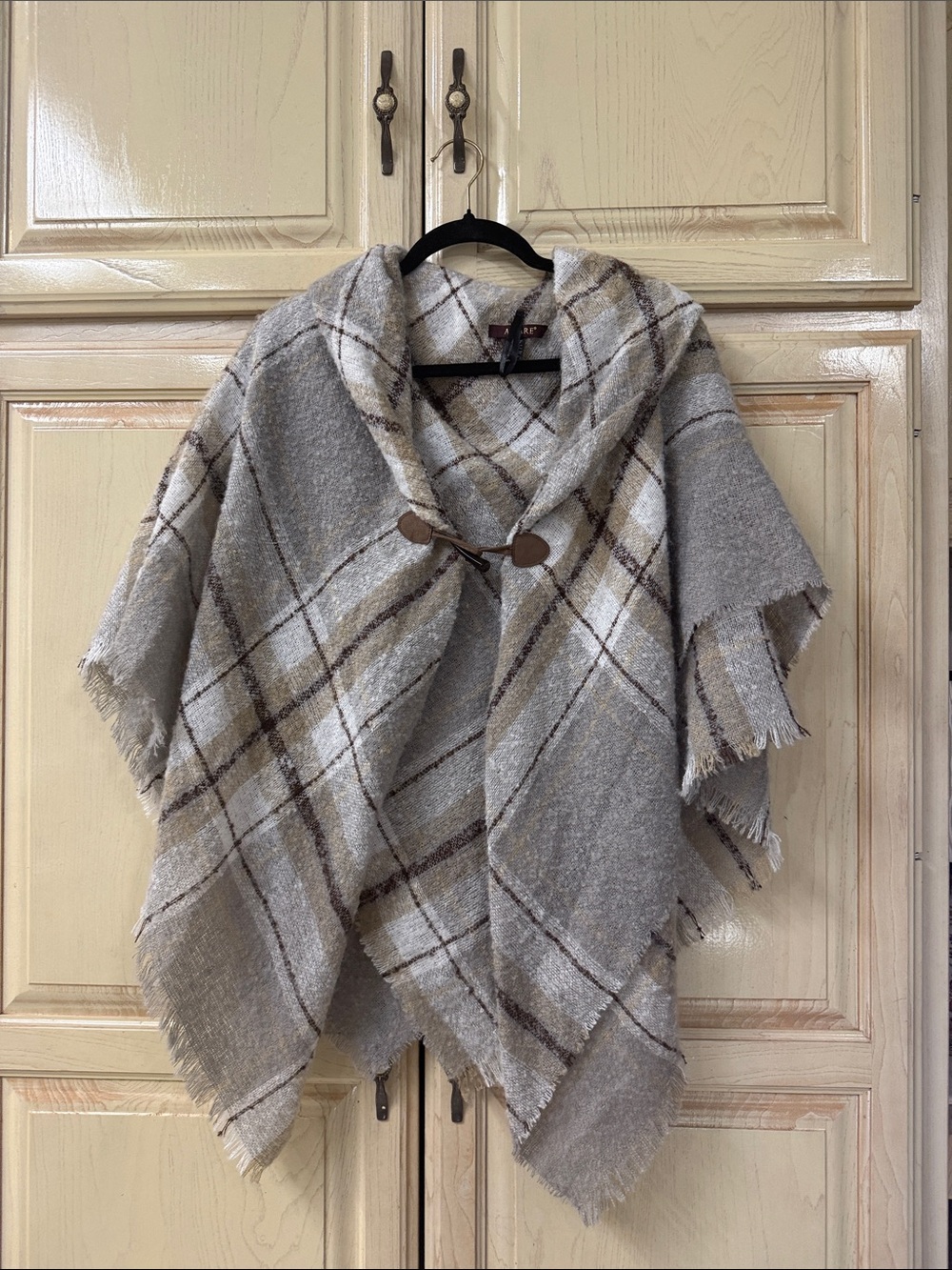 Plaid Shawl Wrap in Soft Gray with Toggle Closure